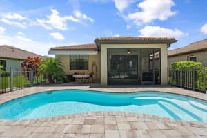 17121 KENTON TERRACE, BRADENTON, FL 34202 Sold 12/06/24