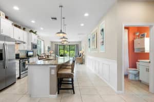 17121 KENTON TERRACE, BRADENTON, FL 34202 Sold 12/06/24
