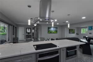 3147 WEBBER STREET, SARASOTA, FL 34239 Sold 12/19/24