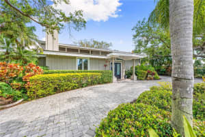 425 PARTRIDGE CIRCLE, SARASOTA, FL 34236 Sold 08/14/24
