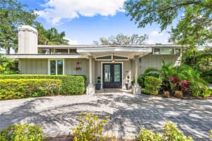 425 PARTRIDGE CIRCLE, SARASOTA, FL 34236 Sold 08/14/24