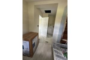 1240 JACKSON AVENUE, MOUNT DORA, FL 32757 Sold 09/17/24