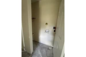 1240 JACKSON AVENUE, MOUNT DORA, FL 32757 Sold 09/17/24
