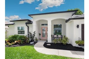 4849 POST POINTE DRIVE, SARASOTA, FL 34233 Sold 11/14/24