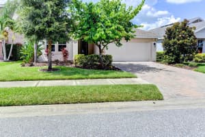 4247 ADELAAR DRIVE, SARASOTA, FL 34240 - MLS#MFRA4616116