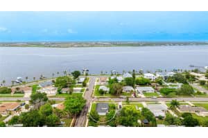 1902 SAINT GEORGE DRIVE, BRADENTON, FL 34208 Sold 11/08/24