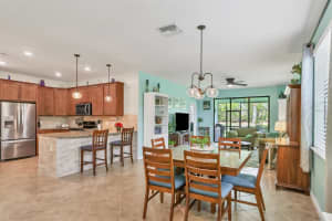 7617 KIRKLAND COVE, BRADENTON, FL 34202 Sold 08/20/24