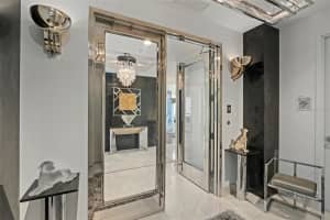 401 PALM AVENUE, SARASOTA, FL 34236 Sold 11/12/24