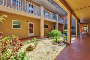 1500 GLEN OAKS DRIVE, SARASOTA, FL 34232 Sold 09/06/24