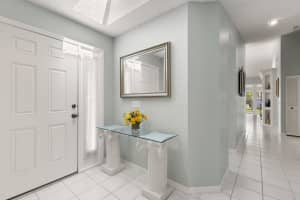 5628 COUNTRY CLUB WAY, SARASOTA, FL 34243 Sold 09/17/24