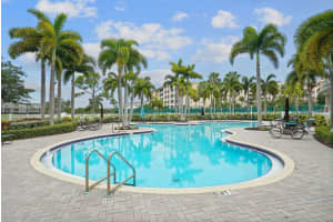 7296 MARATHON DRIVE, SEMINOLE, FL 33777 Sold 10/04/24