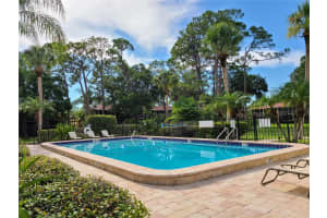 924 LA COSTA CIRCLE, SARASOTA, FL 34237 Sold 10/23/24