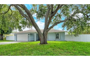 2480 MCGUFFY CIRCLE, SARASOTA, FL 34235 Sold 04/14/25