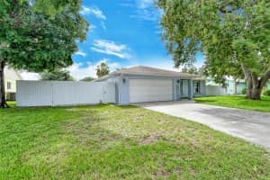 2480 MCGUFFY CIRCLE, SARASOTA, FL 34235 Sold 04/14/25