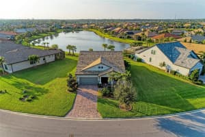 17207 SEAFORD WAY, BRADENTON, FL 34202 Sold 09/06/24