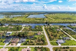 10453 POUGHKEEPSIE CIRCLE, PORT CHARLOTTE, FL 33981 - MLS#MFRA4616852