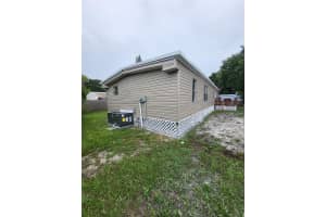13737 60TH STREET, CLEARWATER, FL 33760 Sold 05/02/25