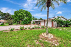 2731 DARWIN AVENUE, SARASOTA, FL 34239 Sold 11/18/24
