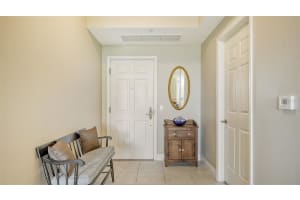 100 CENTRAL AVENUE, SARASOTA, FL 34236 Sold 12/02/24