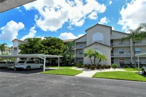 8755 OLDE HICKORY AVENUE, SARASOTA, FL 34238 Sold 10/22/24