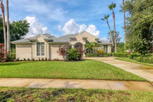 9816 SWEETWATER AVENUE, BRADENTON, FL 34202 Sold 01/06/25