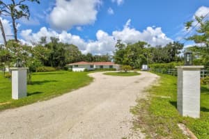 4608 LONGLEAF LANE, SARASOTA, FL 34241 Sold 11/01/24
