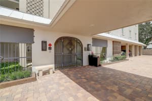 350 GOLDEN GATE POINT, SARASOTA, FL 34236 Sold 10/01/24