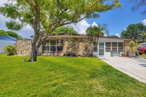 2803 22ND STREET, BRADENTON, FL 34205 Sold 09/30/24