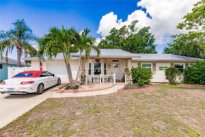 912 69TH STREET, BRADENTON, FL 34209 Sold 04/22/25