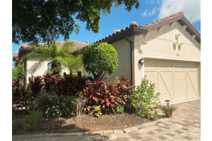 8251 VARENNA DRIVE, SARASOTA, FL 34231 Sold 03/31/25