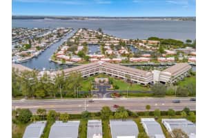 9604 CORTEZ ROAD, BRADENTON, FL 34210 - MLS#MFRA4617847