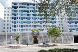 33 GULFSTREAM AVENUE, SARASOTA, FL 34236 Sold 11/14/24