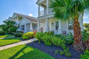 6425 AUTUMN WOODS WAY, SARASOTA, FL 34243 Sold 10/15/24
