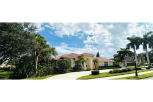 4174 ESCONDITO CIRCLE, SARASOTA, FL 34238 Sold 01/10/25
