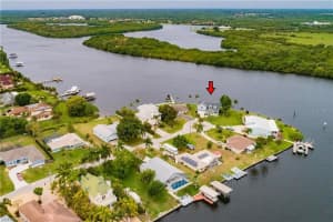1943 Bahama Ave Fort Myers, FL 33905 - Off Market