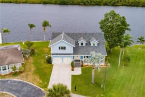 1943 Bahama Ave Fort Myers, FL 33905 - Off Market