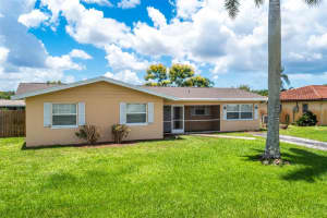 1662 MAYFAIR ROAD, FORT MYERS, FL 33919 Sold 03/10/25