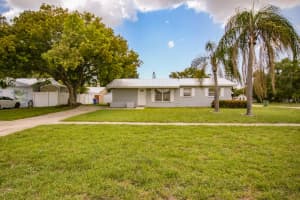 2704 34TH STREET, BRADENTON, FL 34205 Sold 09/25/24