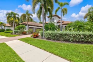 13215 PALMERS CREEK TERRACE, LAKEWOOD RANCH, FL 34202 Sold 08/21/25