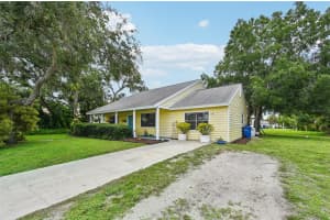 5121 OLIVIA ROAD, VENICE, FL 34293 Sold 12/16/24