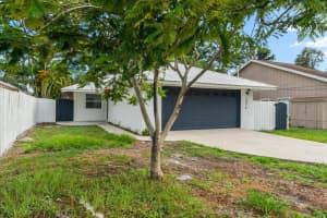 2474 ARAPAHO STREET, SARASOTA, FL 34231 Sold 10/25/24