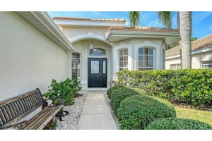 6995 SUPERIOR STREET CIRCLE, SARASOTA, FL 34243 Sold 09/19/24