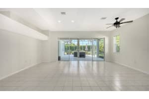 6995 SUPERIOR STREET CIRCLE, SARASOTA, FL 34243 Sold 09/19/24