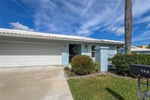 708 67TH STREET, BRADENTON, FL 34209 Sold 01/06/25