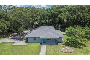 102 CHAUNCEY AVENUE, BRADENTON, FL 34208 Sold 12/09/24