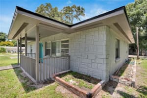 102 CHAUNCEY AVENUE, BRADENTON, FL 34208 Sold 12/09/24