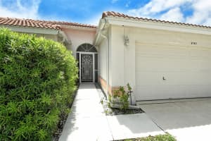 5743 BEAURIVAGE AVENUE, SARASOTA, FL 34243 Sold 11/25/24