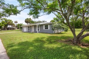 1350 HILLCREST AVENUE, PORT CHARLOTTE, FL 33948 Sold 10/16/24