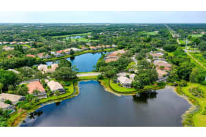 7302 KENSINGTON COURT, UNIVERSITY PARK, FL 34201 Sold 01/21/25