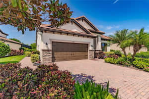 4694 ROYAL DORNOCH CIRCLE, BRADENTON, FL 34211 Sold 04/11/25